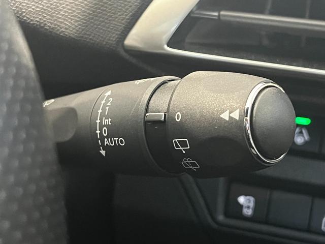 ３００８ ＧＴ　ブルーＨＤｉ　フルセグナビ　本州仕入　パノラミックサンルーフ　電動半革シート　純正１８インチＡＷ　アクティブクルコン　ＬＥＤライト　ＡｐｐｌｅＣａｒＰｌａｙ　ＥＴＣ　Ｂｌｕｅｔｏｏｔｈ接続（34枚目）