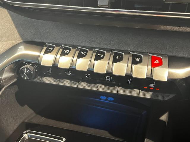 ３００８ ＧＴ　ブルーＨＤｉ　フルセグナビ　本州仕入　パノラミックサンルーフ　電動半革シート　純正１８インチＡＷ　アクティブクルコン　ＬＥＤライト　ＡｐｐｌｅＣａｒＰｌａｙ　ＥＴＣ　Ｂｌｕｅｔｏｏｔｈ接続（50枚目）