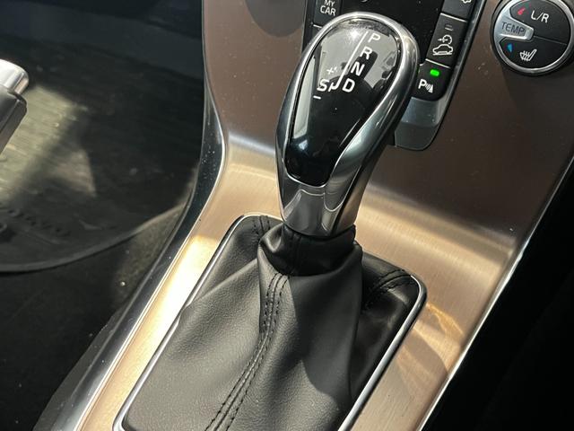 当社の納車前点検・サービスの内容は、車検点検・法定１２ヶ月定期点検・油脂類の点検及び交換・バッテリーの点検及び交換等を行い、良好な状態にてご納車させていただきます。