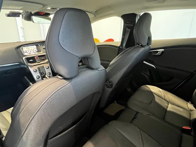 グループ総在庫６００台の中からご希望のお車をお探し致します。まずは、お問い合わせくださいませ。