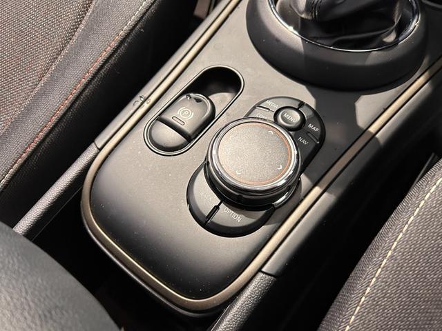 �O���[�v���݌ɂU�O�O��̒����炲��]�̂��Ԃ����T���v���܂��B�܂��́A���₢���킹���������܂��B