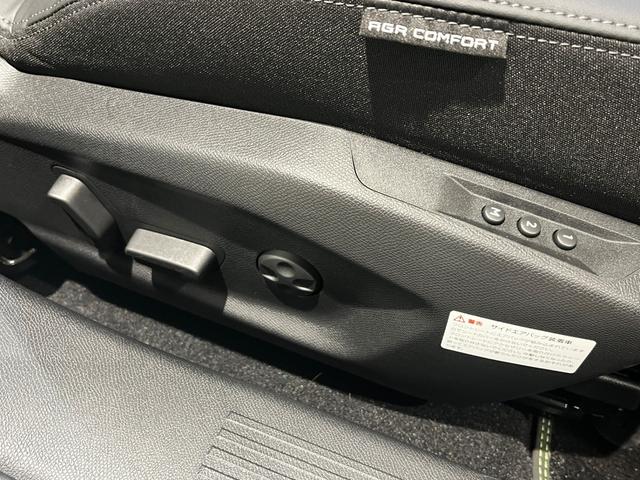 ３０８ ＧＴハイブリッド　マイルドハイブリッド　ハーフレザー　純正ナビ　マトリクスＬＥＤ　電動シート　シートヒーター　ｉ－ｔｏｇｇｌｅ　３Ｄメーター　カープレイ　　アクティブクルコン　衝突軽減Ｂ　レーンキープ（13枚目）