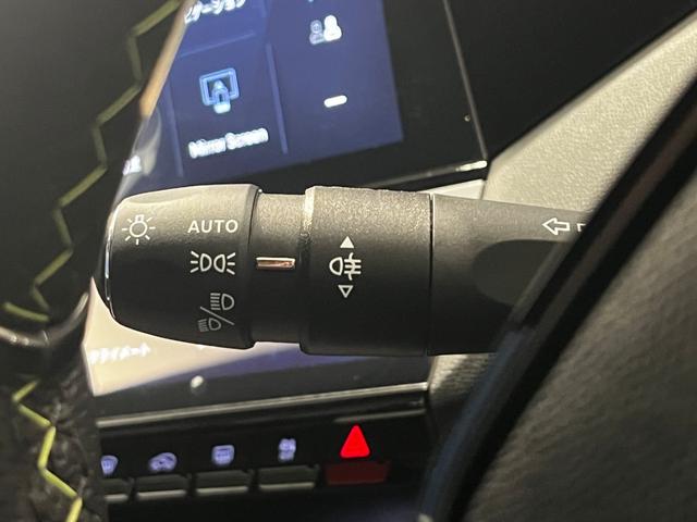 ３０８ ＧＴハイブリッド　マイルドハイブリッド　ハーフレザー　純正ナビ　マトリクスＬＥＤ　電動シート　シートヒーター　ｉ－ｔｏｇｇｌｅ　３Ｄメーター　カープレイ　　アクティブクルコン　衝突軽減Ｂ　レーンキープ（16枚目）