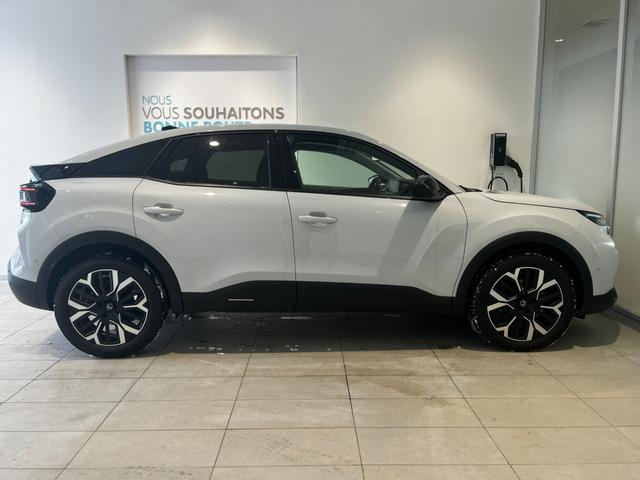 Ｃ４ マックス　ハイブリッド　純正ナビ　ＡＣＣ　電動シート　シートヒーター　バックカメラ　ＨＵＤ　電動ランバーサポート　レーンキープアシスト　アクティブセーフブレーキ　ブラインドスポットモニター　ＬＥＤライト　純正１７インチＡＷ（5枚目）