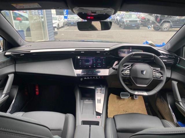 ３０８ ＧＴ　ブルーＨＤｉ　純正ナビ　アルカンターラシート　アダプティブクルーズコントロール　ＬＥＤ・ＣａｒＰｌａｙ　ブラインドスポットモニター　バックカメラ　シートヒーター（16枚目）