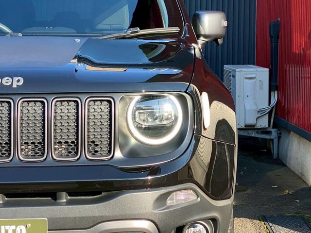 ジープ・レネゲード トレイルホーク　４ＷＤ　ドライブレコーダー　クリアランスソナー　オートクルーズコントロール　レーンアシスト　ナビ　オートライト　ＬＥＤヘッドランプ　スマートキー　アイドリングストップ　ＡＴ　盗難防止システム　ＵＳＢ（18枚目）