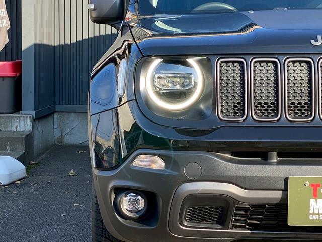 ジープ・レネゲード トレイルホーク　４ＷＤ　ドライブレコーダー　クリアランスソナー　オートクルーズコントロール　レーンアシスト　ナビ　オートライト　ＬＥＤヘッドランプ　スマートキー　アイドリングストップ　ＡＴ　盗難防止システム　ＵＳＢ（52枚目）