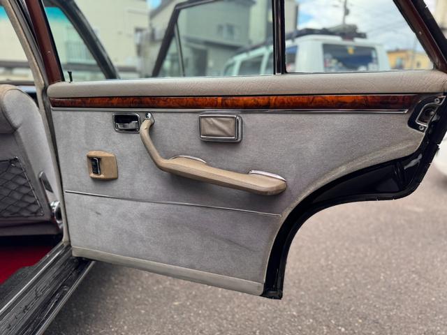 Sクラス 300SEL3.5 左ハンドル AT パワーウインドウ 正規輸入 W109(11枚目)
