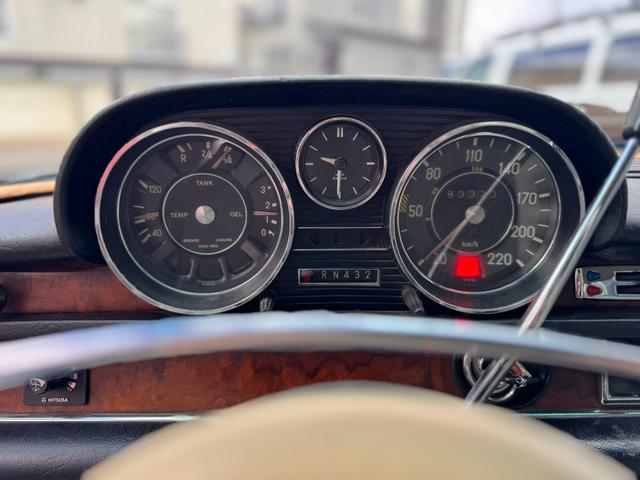 Sクラス 300SEL3.5 左ハンドル AT パワーウインドウ 正規輸入 W109(28枚目)