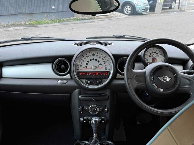 ＭＩＮＩ ワン　アルミホイール　ＡＴ　盗難防止システム　ＡＢＳ　ＣＤ　ミュージックプレイヤー接続可　エアコン　パワーステアリング　パワーウィンドウ（28枚目）