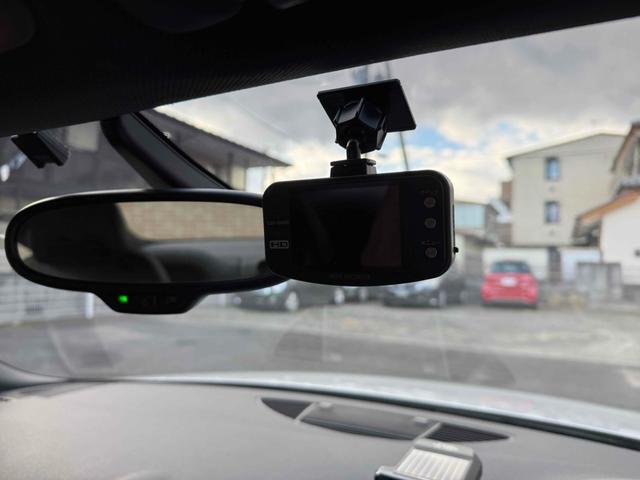 �h���C�u���R�[�_�[������f���Ɖ������L�^���Ă����h���C�u���R�[�_�[�́A���̂̍ۂɊm���ȏ؋��\�͂𔭊����Ă���܂��B