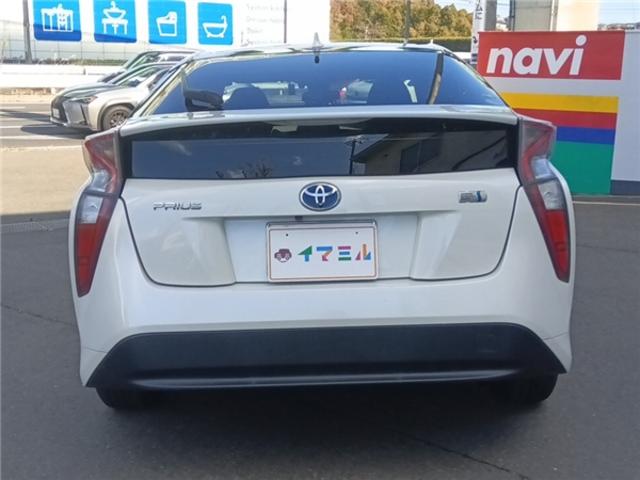 プリウス Ｓ　ワンオーナー　セーフティセンス　純正ナビ　ＴＶ　バックカメラ（35枚目）