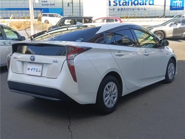 プリウス Ｓ　ワンオーナー　セーフティセンス　純正ナビ　ＴＶ　バックカメラ（36枚目）