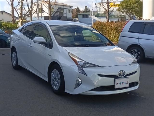 プリウス Ｓ　ワンオーナー　セーフティセンス　純正ナビ　ＴＶ　バックカメラ（38枚目）