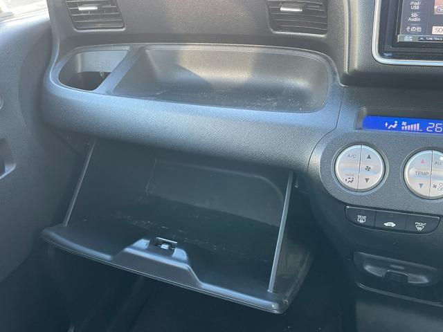 ライフ ディーバターボスマートスタイル　ナビ　ＴＶ　スマートキー（10枚目）