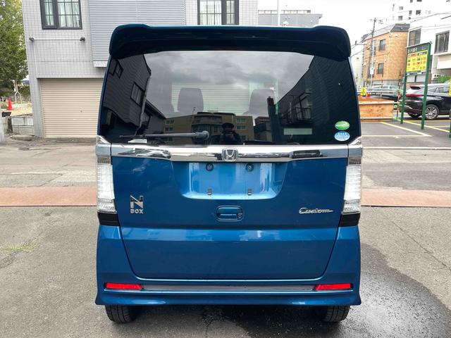 N-BOXカスタム G SSパッケージ 4WD 両側電動スライドドア ナビ TV オートライト HID スマートキー アイドリングストップ 電動格納ミラー ベンチシート CVT 盗難防止システム ABS ESC CD DVD再生 USB(17枚目)