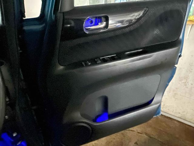 N-BOXカスタム G SSパッケージ 4WD 両側電動スライドドア ナビ TV オートライト HID スマートキー アイドリングストップ 電動格納ミラー ベンチシート CVT 盗難防止システム ABS ESC CD DVD再生 USB(21枚目)