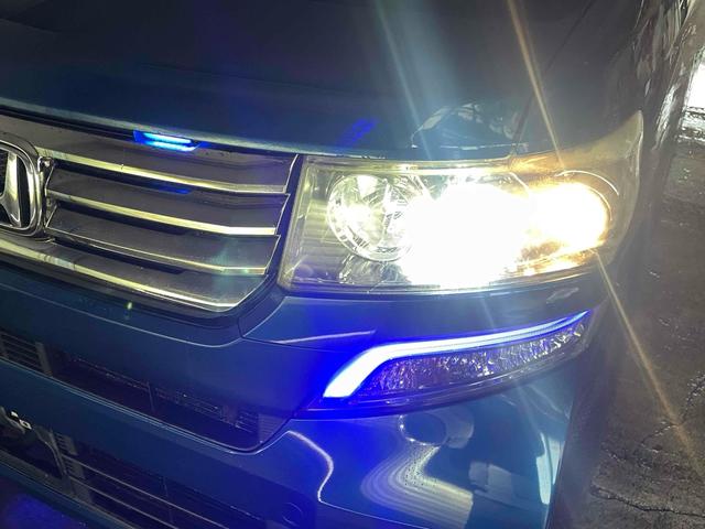 N-BOXカスタム G SSパッケージ 4WD 両側電動スライドドア ナビ TV オートライト HID スマートキー アイドリングストップ 電動格納ミラー ベンチシート CVT 盗難防止システム ABS ESC CD DVD再生 USB(25枚目)