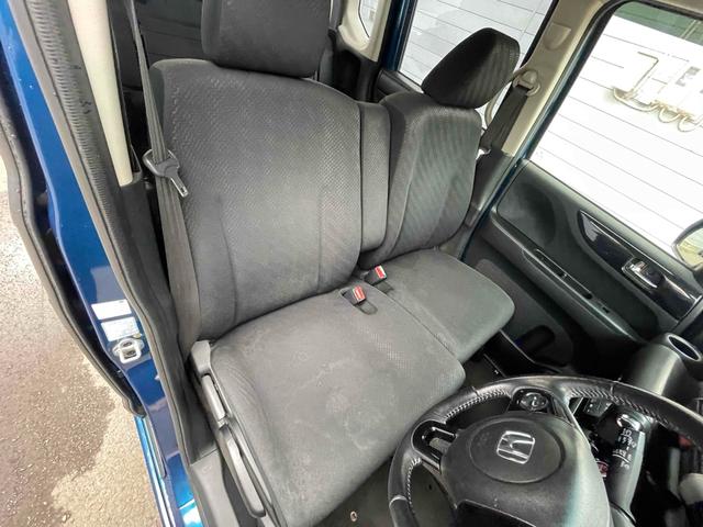 N-BOXカスタム G SSパッケージ 4WD 両側電動スライドドア ナビ TV オートライト HID スマートキー アイドリングストップ 電動格納ミラー ベンチシート CVT 盗難防止システム ABS ESC CD DVD再生 USB(49枚目)