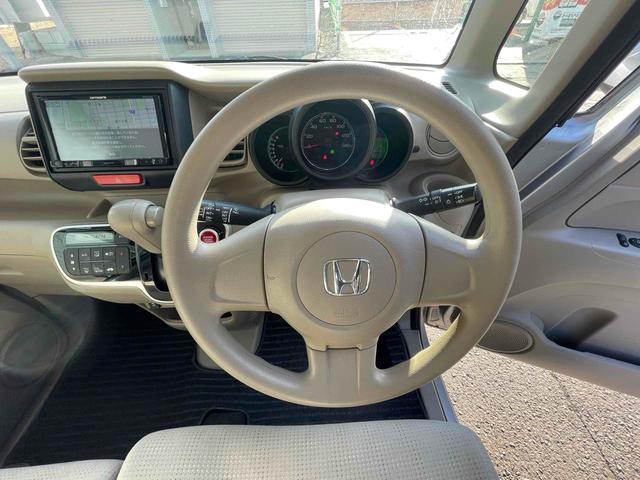 Ｎ－ＢＯＸ Ｃ　４ＷＤ　ドライブレコーダー　ＥＴＣ　Ｂｌｕｅｔｏｏｔｈドア　スマートキー　アイドリングストップ　電動格納ミラー　シートヒーター　ベンチシート　ＣＶＴ　盗難防止システム　ＡＢＳ　ＥＳＣ　ＣＤ（2枚目）