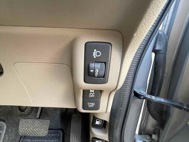 Ｎ－ＢＯＸ Ｃ　４ＷＤ　ドライブレコーダー　ＥＴＣ　Ｂｌｕｅｔｏｏｔｈドア　スマートキー　アイドリングストップ　電動格納ミラー　シートヒーター　ベンチシート　ＣＶＴ　盗難防止システム　ＡＢＳ　ＥＳＣ　ＣＤ（7枚目）
