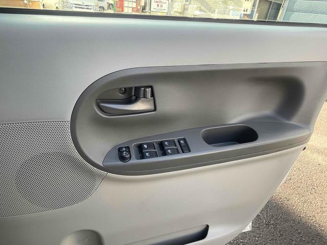 タント X SA 4WD ETC Bluetooth 両側スライド・片側電動 TV 衝突被害軽減システム スマートキー 電動格納ミラー ベンチシート CVT 盗難防止システム ABS ESC CD DVD再生 USB(10枚目)