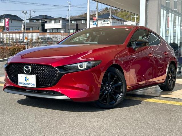 ＭＡＺＤＡ３ファストバック ２０Ｓブラックトーンエディション　ＢＯＳＥ／保証書／純正　ＳＤナビ／衝突安全装置／シートヒーター　前席／３６０°ビューモニター／車線逸脱防止支援システム／ドライブレコーダー　純正／ヘッドランプ　ＬＥＤ／Ｂｌｕｅｔｏｏｔｈ接続　禁煙車（1枚目）