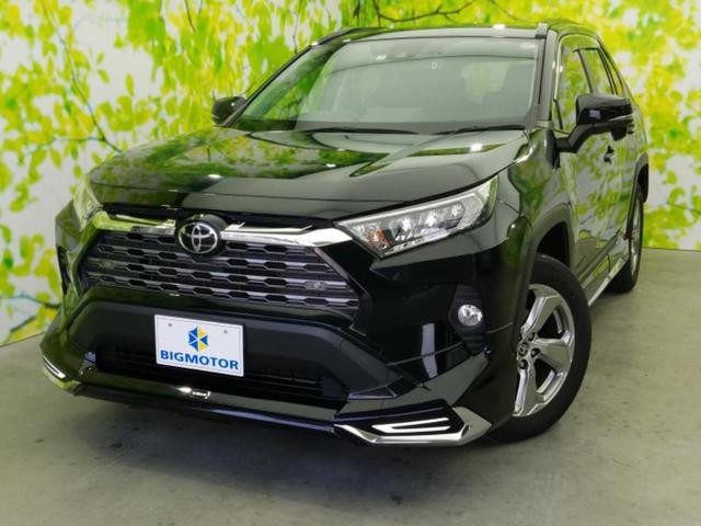 ＲＡＶ４ ４ＷＤ　Ｇ　純正エアロ／保証書／純正　９インチ　ＳＤナビ／衝突安全装置／シートヒーター／車線逸脱防止支援システム／シート　合皮／パーキングアシスト　バックガイド／電動バックドア／ドライブレコーダー　社外　４ＷＤ（1枚目）