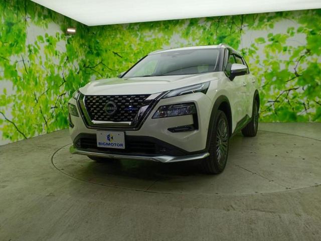 日産 エクストレイル ４ＷＤオーテックｅ－４ＯＲＣＥアドバンスドパッケージ　サンルーフ／ＢＯＳＥ／保証書／純正　１２．３インチ　メモリーナビ／インテリジェントルームミラー／衝突安全装置／シートヒーター　全席／全方位モニター／車線逸脱防止支援システム／シート　合皮　全周囲カメラ