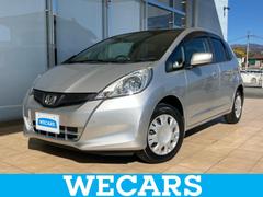 フィット 13G・スマートセレクション 新品タイヤ/社外 SDナビ/ヘッドランプ HID/ETC/EBD付ABS/フルセグTV/DVD/エアバッグ 運転席/エアバッグ 助手席/パワーウインドウ/エンジンスタートボタン/キーレスエントリー 中古車画像