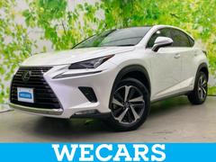 NX NX300hバージョンL パノラマルーフ/純正 SDナビ/プリクラッシュセーフティ/エアーシート 前席/パノラミックビューモニター/シート フルレザー/電動バックドア/ドライブレコーダー 前後/ヘッドランプ LED 革シート 中古車画像