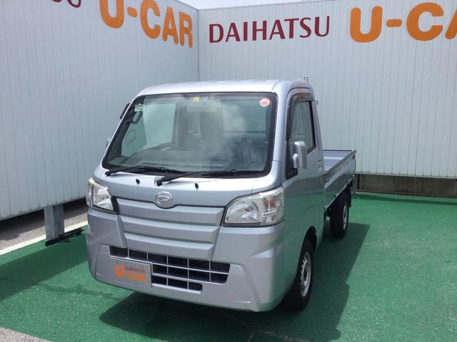 ダイハツ ハイゼットトラックスタンダードの中古車 車体価格75万円 17 平成29 年式 走行1 0万キロ 車体色ブライトシルバーm 沖縄県浦添市城間2135 琉球ダイハツ販売 株 u car浦添の在庫 グーネット中古車 ダイハツ ハイゼットトラックスタンダードの中古車 車体価格75万円 17 平成29 年式 走行1 0万キロ 車体色ブライトシルバーm 沖縄県浦添市城間2135 琉球ダイハツ販売 株 u car浦添の在庫 グーネット中古車