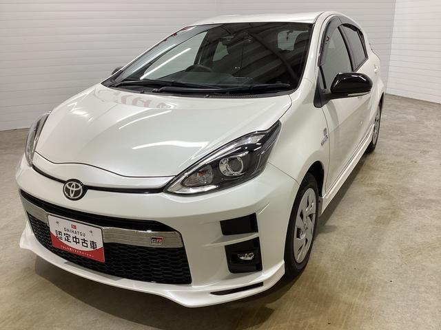 アクア(トヨタ) Ｇ　ＧＲスポーツ　フロアシフト　プッシュスタートスイッチ　電子カードキー　オートエアコン　ＡＢＳ　運転席助手席エアバッグ　フォグランプ 中古車画像