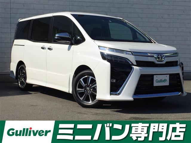 トヨタ ヴォクシーｚｓ 煌ｉｉｉ 登録済未使用車 トヨタセーフティセンス アイドリングストップ クルーズコントロール クリアランスソナー ハーフレザーシート ｌｅｄヘッドライト 両側パワースライドドア デュアルオートエアコンの中古 車 21 令和3 年式 走行10