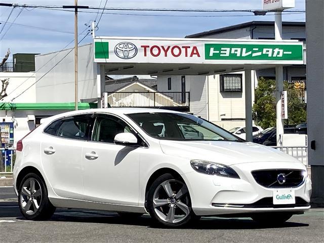 ボルボ V40