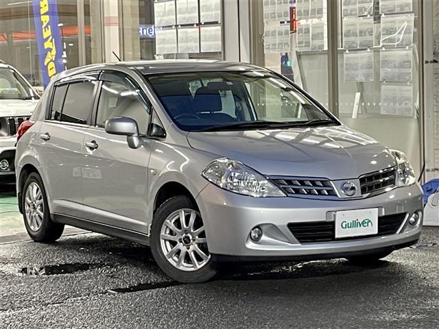 日産 ティーダ