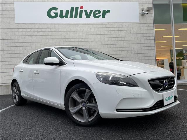 ボルボ V40