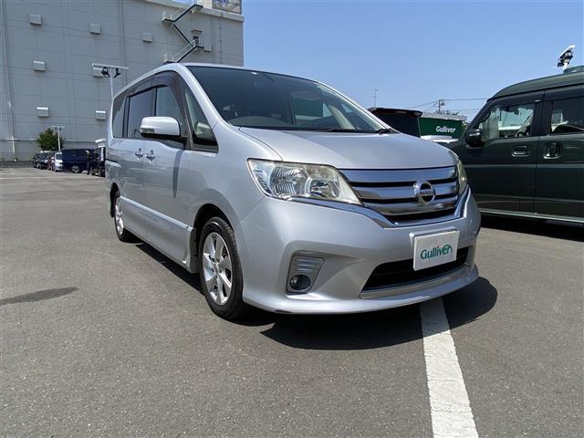 日産 セレナ