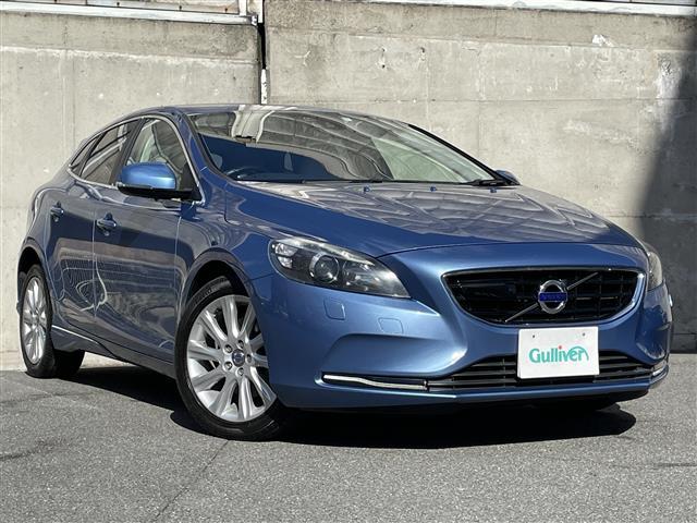 ボルボ V40
