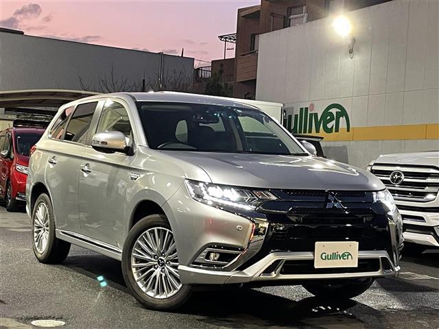 三菱 アウトランダーＰＨＥＶ Ｇ