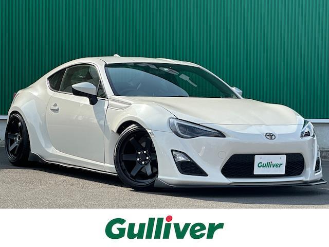 トヨタ ８６ ＧＴ　ワンオーナー　ＢＬＩＴＺ車高調　エアロパーツ（Ｆ／Ｓ／Ｒ）　ワイドフェンダーキット　カロッツェリアナビ【ＡＶＩＣ－ＺＨ０７７７　フルセグ　ＣＤ　ＤＶＤ　ＢＴ　革巻きステアリング　スマートキー