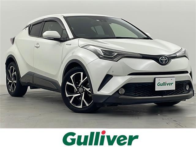 トヨタ Ｃ－ＨＲ Ｇ　純正９インチナビ　バックカメラ　ＥＴＣ　トヨタセーフティセンス（ＬＤＡ・ＰＣＳ・ＢＳＭ・クリアランスソナー・オートハイビーム・レーダークルーズ）　ドライブレコーダー　ハーフレザー　シートヒーター　禁煙