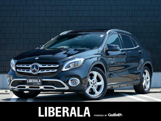 ＧＬＡクラス ＧＬＡ２２０　４マチック　サンルーフ　前後ドラレコ　レザーシート　純正ＨＤＤナビ　フルセグＴＶ／Ｂｌｕｅｔｏｏｔｈ／ＣＤ／ＤＶＤ／ＵＳＢ／ＭＳＶ　バックカメラ　レーダーセーフティーパッケージ　ＬＥＤヘッドライト（1枚目）