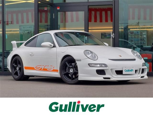 ９１１カレラ　ディーラー車　左ハンドル☆ベージュ本革シート　アルカンターラルーフライトニング　社外ナビ　フルセグＴＶ　ＭＡＲＶＩＮ　ＧＴ３　ＣＵＰタイプエアロキット　フロントスポイラー／バンパー　ドライブレコーダー(1枚目)