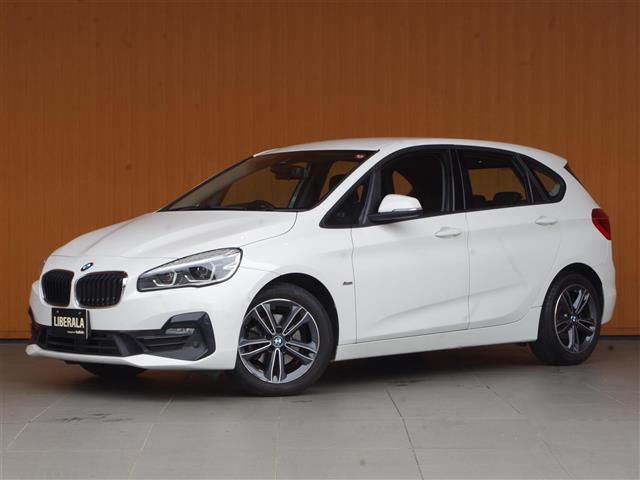 ＢＭＷ ２シリーズ ２１８ｄアクティブツアラー　スポーツ　純正ＨＤＤナビ　バックカメラ　衝突軽減ブレーキ　前後コーナーセンサー　フロントシートヒーター　電動リアゲート　コンフォートアクセス　パークアシスト　ＥＴＣ