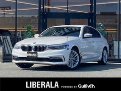 ＢＭＷ　５シリーズ　５２３ｄ　ラグジュアリー　アクティブクルーズコントロール　純正ＨＤＤナビ