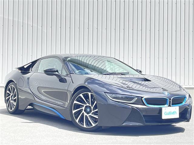 ＢＭＷ ｉ８ ベースグレード　純正ＨＤＤナビ　インテリアデザインＣＡＲＰＯ　ドライビングアシスト　衝突回避・被害軽減ブレーキ　前車接近警告機能　ダイナミックダンピングコントロール　ヘッドアップディスプレイ