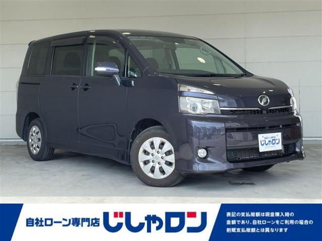 沖縄県沖縄市の中古車ならヴォクシー Ｘ　Ｌエディション　純正ナビ　ＣＤ再生　ＤＶＤ再生　ＴＶ　バックカメラ　両側パワースライドドア　後席モニター　ＥＴＣ　プッシュスタート　スマートキー　純正フロアマット　オートライト