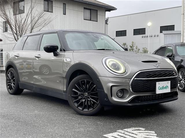 ＭＩＮＩ(ミニ) クーパーＳ　クラブマン　オール４　純正アルミホイール１７インチ／バックカメラ／禁煙車／コーナーセンサ 中古車画像