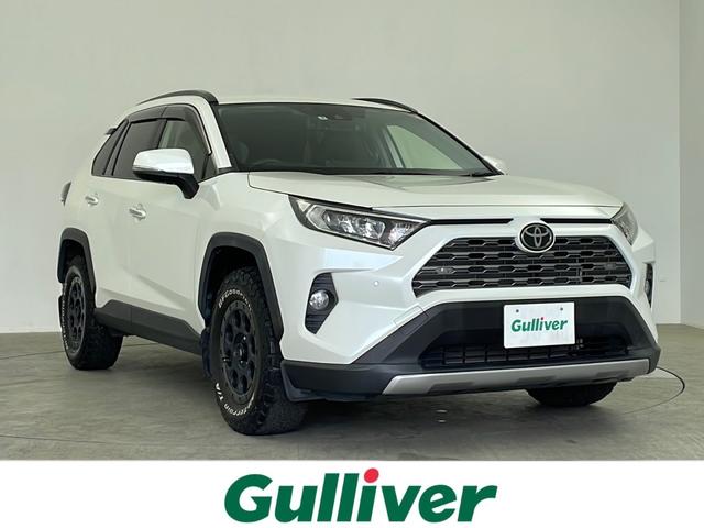 ＲＡＶ４ Ｇ　Ｚパッケージ　純正メモリナビ　フルセグ　Ｂｌｕｅｔｏｏｔｈ　バックカメラ　ステアリングスイッチ　レーダークルーズコントロール　衝突軽減ブレーキ　ドライブレコーダー　ＬＥＤヘッドライト　オートライト　スマートキー（1枚目）